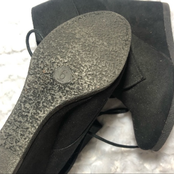 Mossimo Black Wedge Tie Up Booties Size 6 - Picture 4 of 4